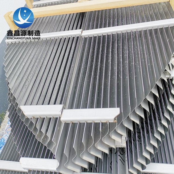 1650071086689370.jpg 不銹鋼屋脊除霧器.jpg